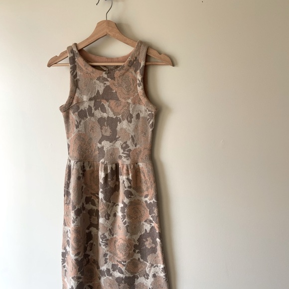 Knitted and Knotted,  neutral floral wool blend XS pencil dress - Picture 5 of 13
